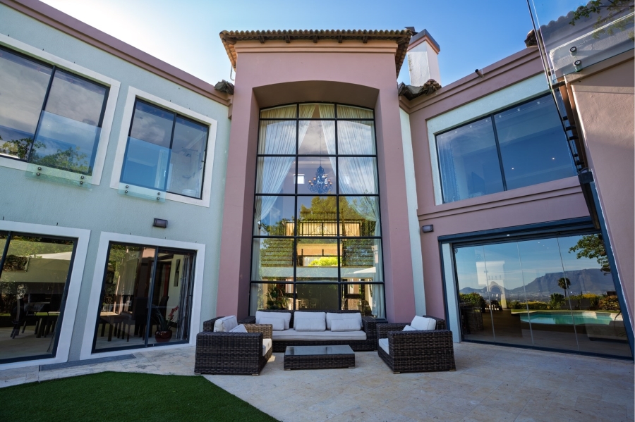 13 Bedroom Property for Sale in Plattekloof 3 Western Cape